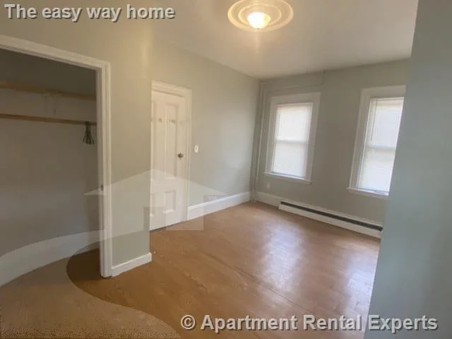 4 bed, 2 bath apartment for rent at 76 Beacon St, Union Square — photo 9 of 15
