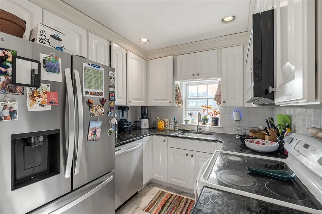 2 bed, 1 bath apartment for rent at 76 Boylston St Unit 4, Chestnut Hill — photo 10 of 14