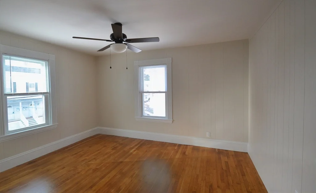 1 bed, 1 bath apartment for rent at 76 Brown St Unit 2, South Waltham — photo 7 of 8