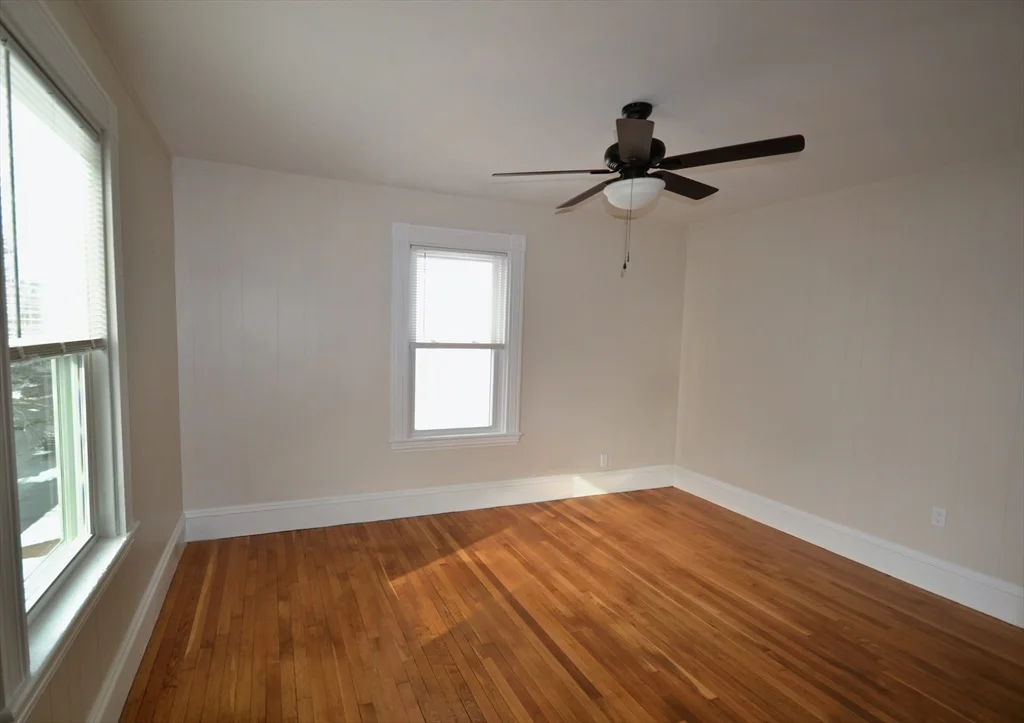 1 bed, 1 bath apartment for rent at 76 Brown St Unit 2, South Waltham — photo 6 of 8