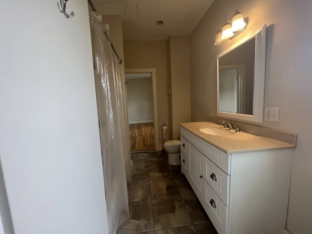 3 bed, 2 bath apartment for rent at 76 Chestnut St Unit 2, West Newton — photo 11 of 21