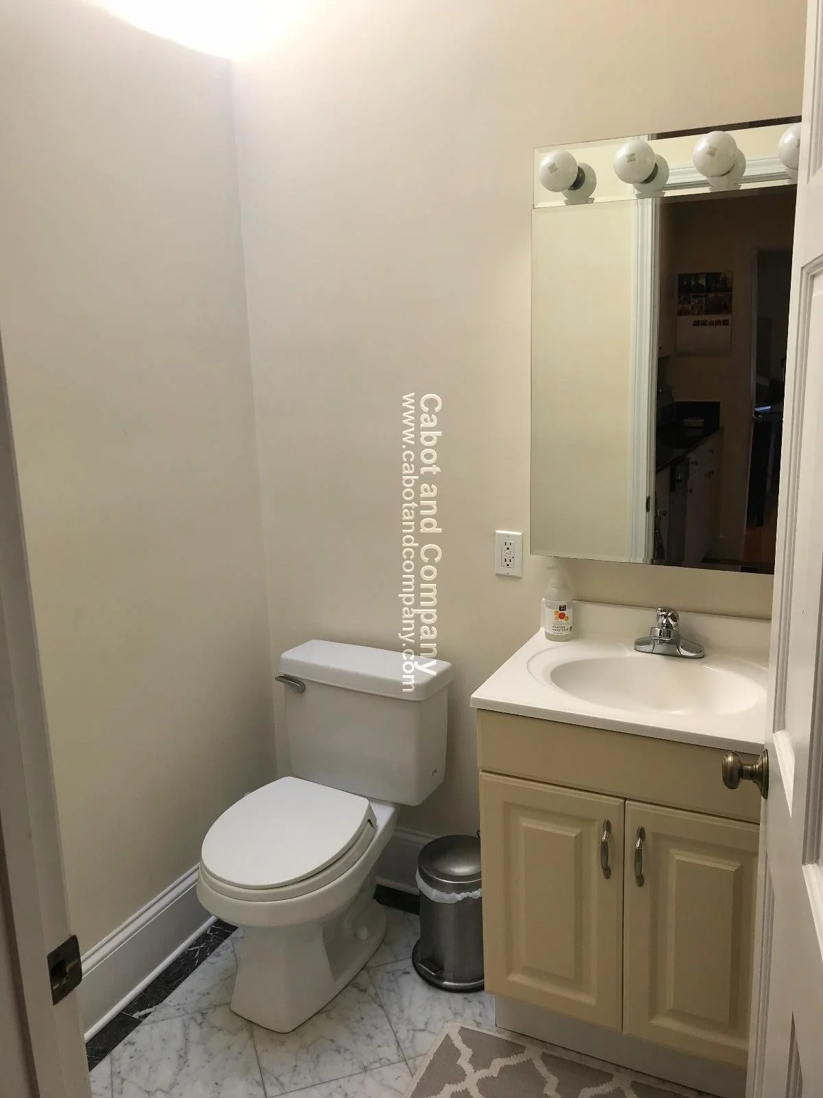 Studio bed, 1 bath apartment for rent at 76 Commonwealth Ave Unit 12A, Back Bay — photo 7 of 8