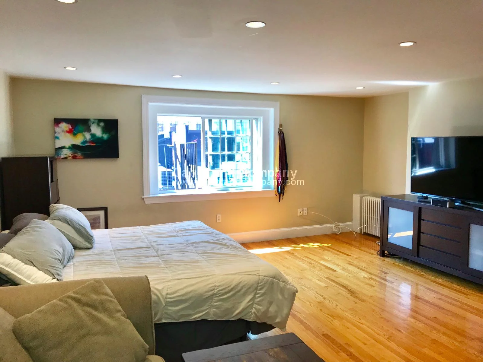 Studio bed, 1 bath apartment for rent at 76 Commonwealth Ave Unit 12A, Back Bay — photo 2 of 8
