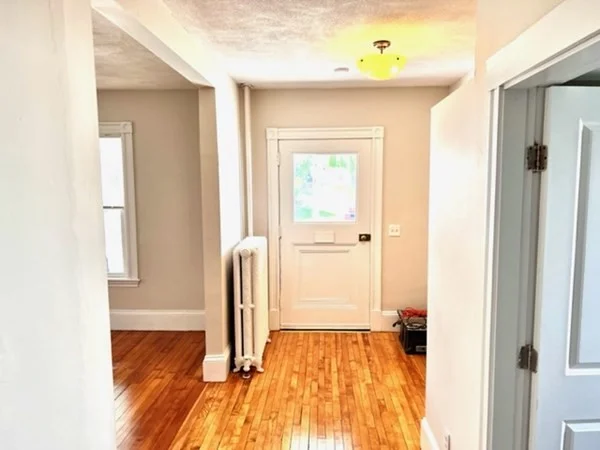1 bed, 1 bath apartment for rent at 76 Crest Ave Unit 1, Winthrop — photo 12 of 13