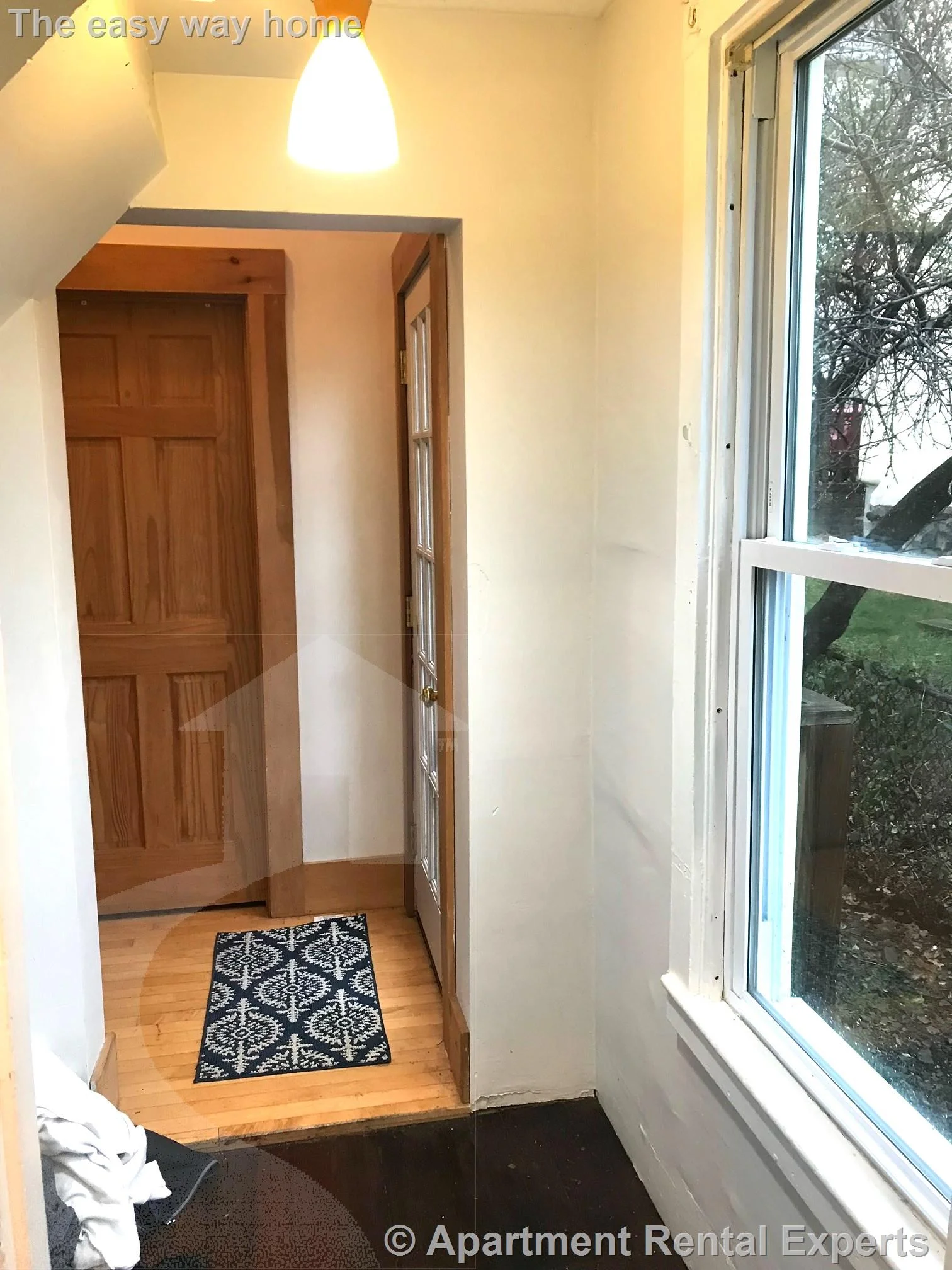 4 bed, 1 bath apartment for rent at 76 Curtis St Unit 1, Teele Square — photo 5 of 14