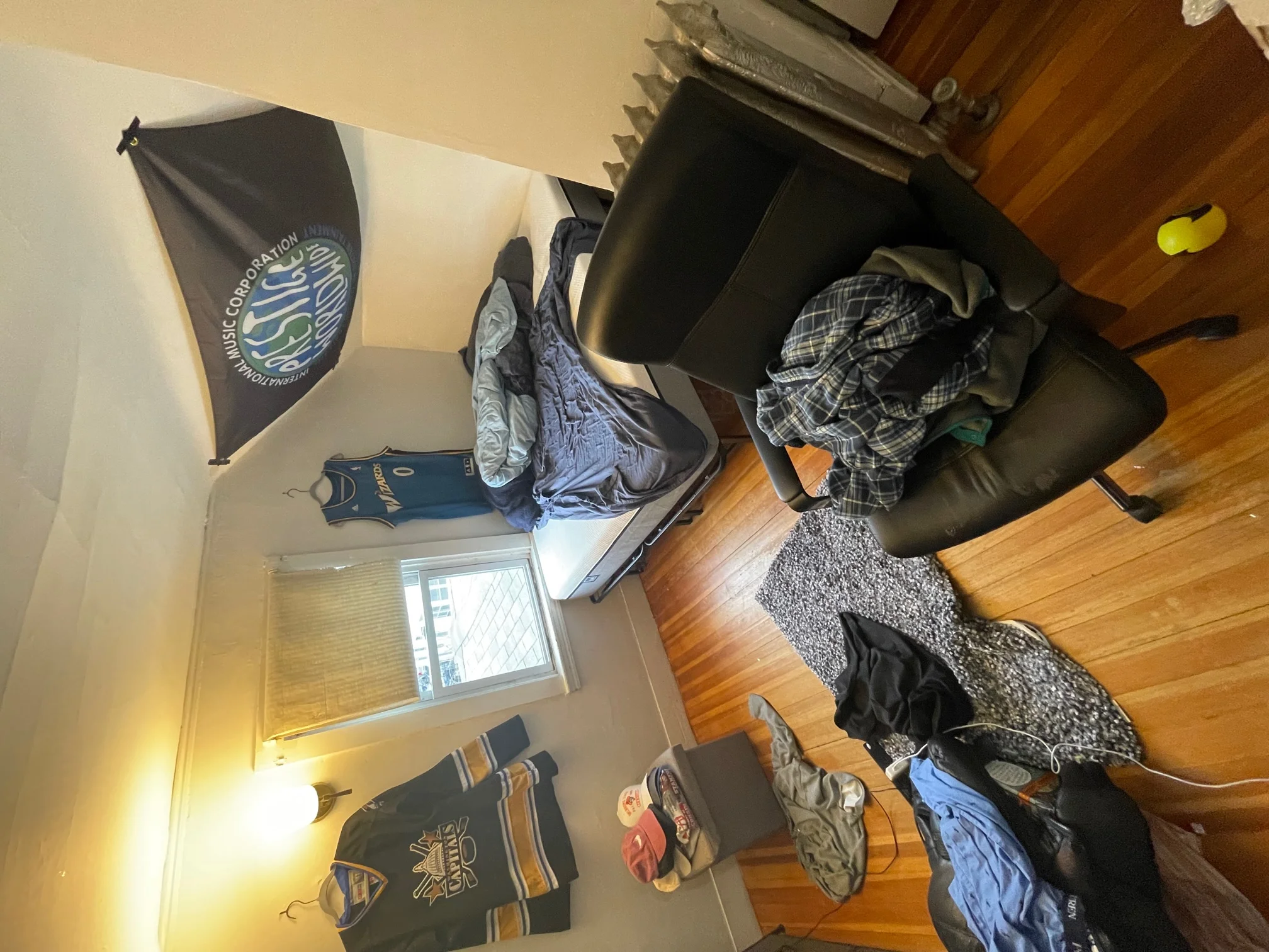 5 bed, 1 bath apartment for rent at 76 Curtis St Unit 2, West Somerville — photo 13 of 17