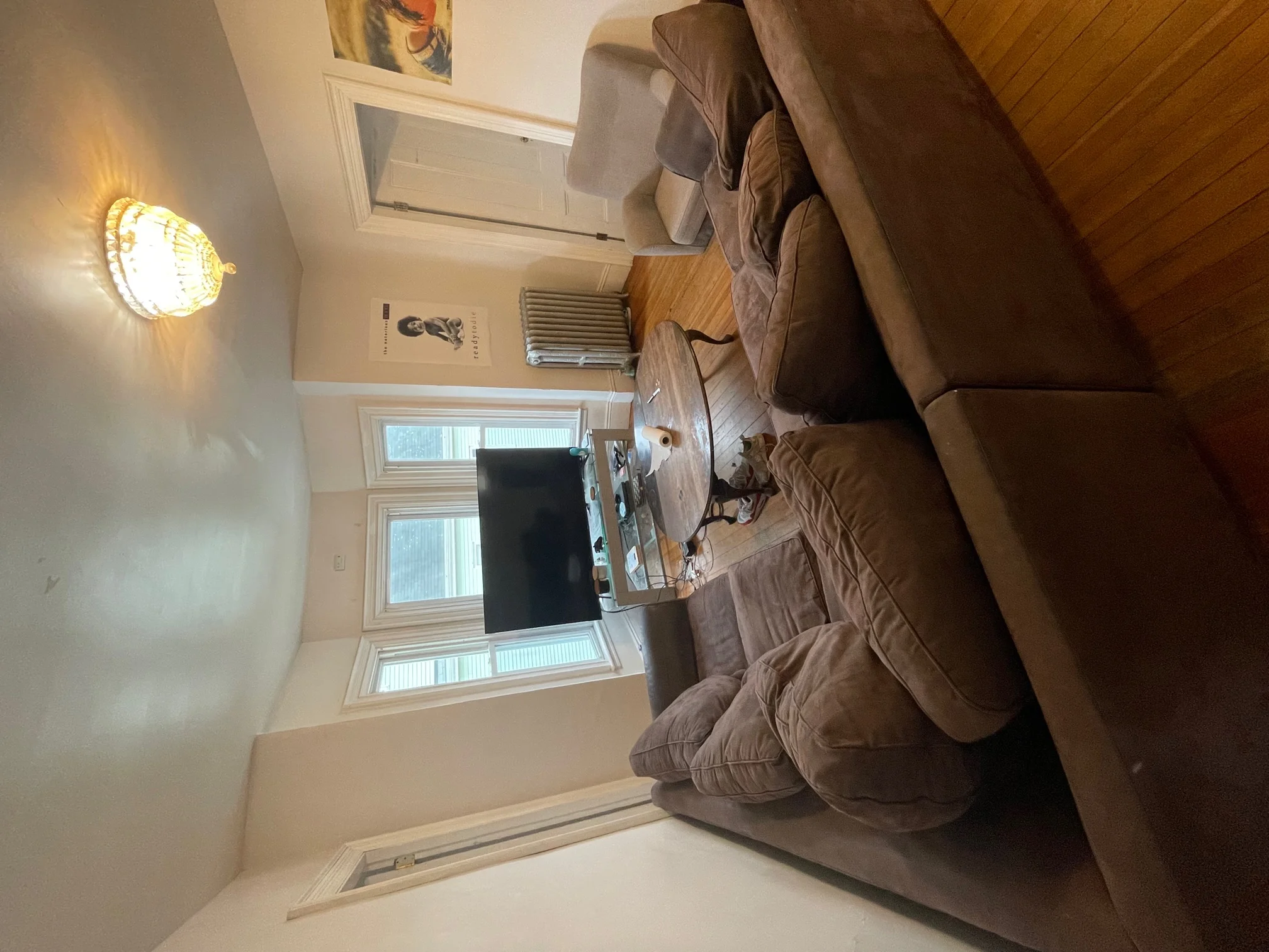 5 bed, 1 bath apartment for rent at 76 Curtis St Unit 2, West Somerville — photo 1 of 17