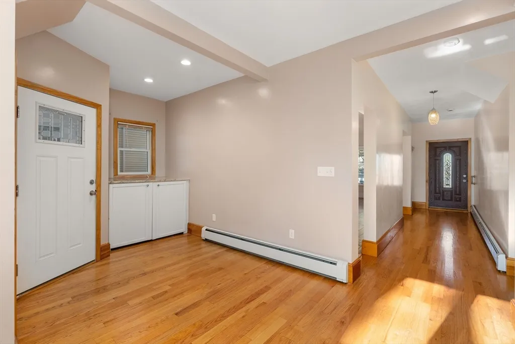 2 bed, 1 bath apartment for rent at 76 Dexter Ave Unit 1, Watertown — photo 12 of 15