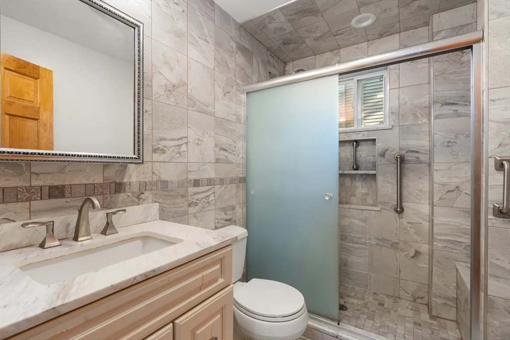 2 bed, 1 bath apartment for rent at 76 Dexter Ave Unit 1, Watertown — photo 15 of 15
