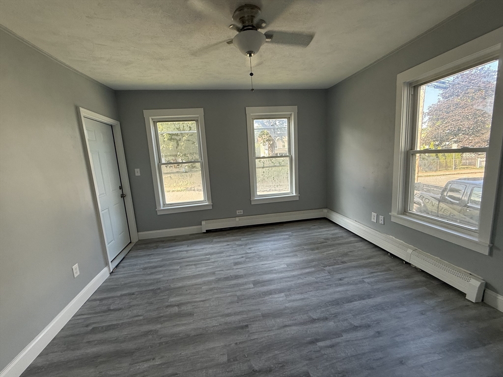 3 bed, 1 bath apartment for rent at 76 Division St Unit 1, North Attleboro — photo 9 of 18