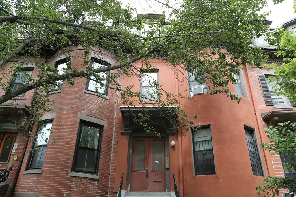 3 bed, 2 bath apartment for rent at 76 E Brookline St Unit 1, Boston — photo 2 of 17