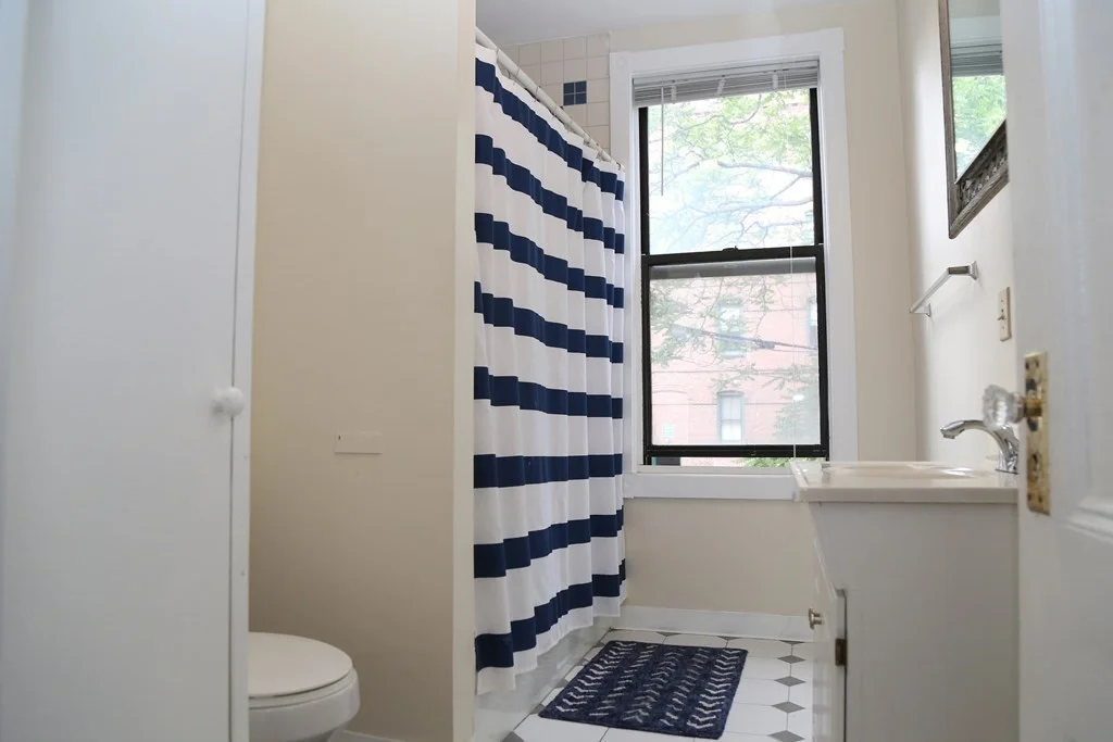 3 bed, 2 bath apartment for rent at 76 E Brookline St Unit 1, Boston — photo 11 of 17