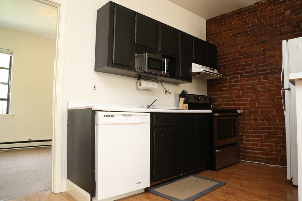 2 bed, 1 bath apartment for rent at 76 E Brookline St Unit 3, South End — photo 11 of 16