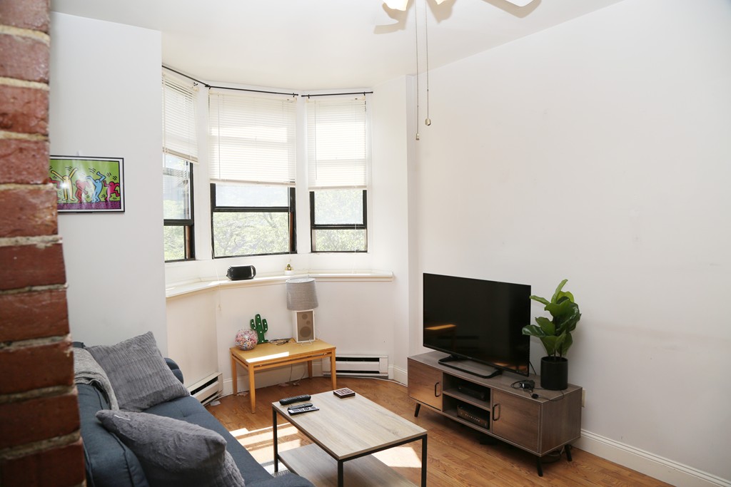 2 bed, 1 bath apartment for rent at 76 E Brookline St Unit 3, South End — photo 16 of 16
