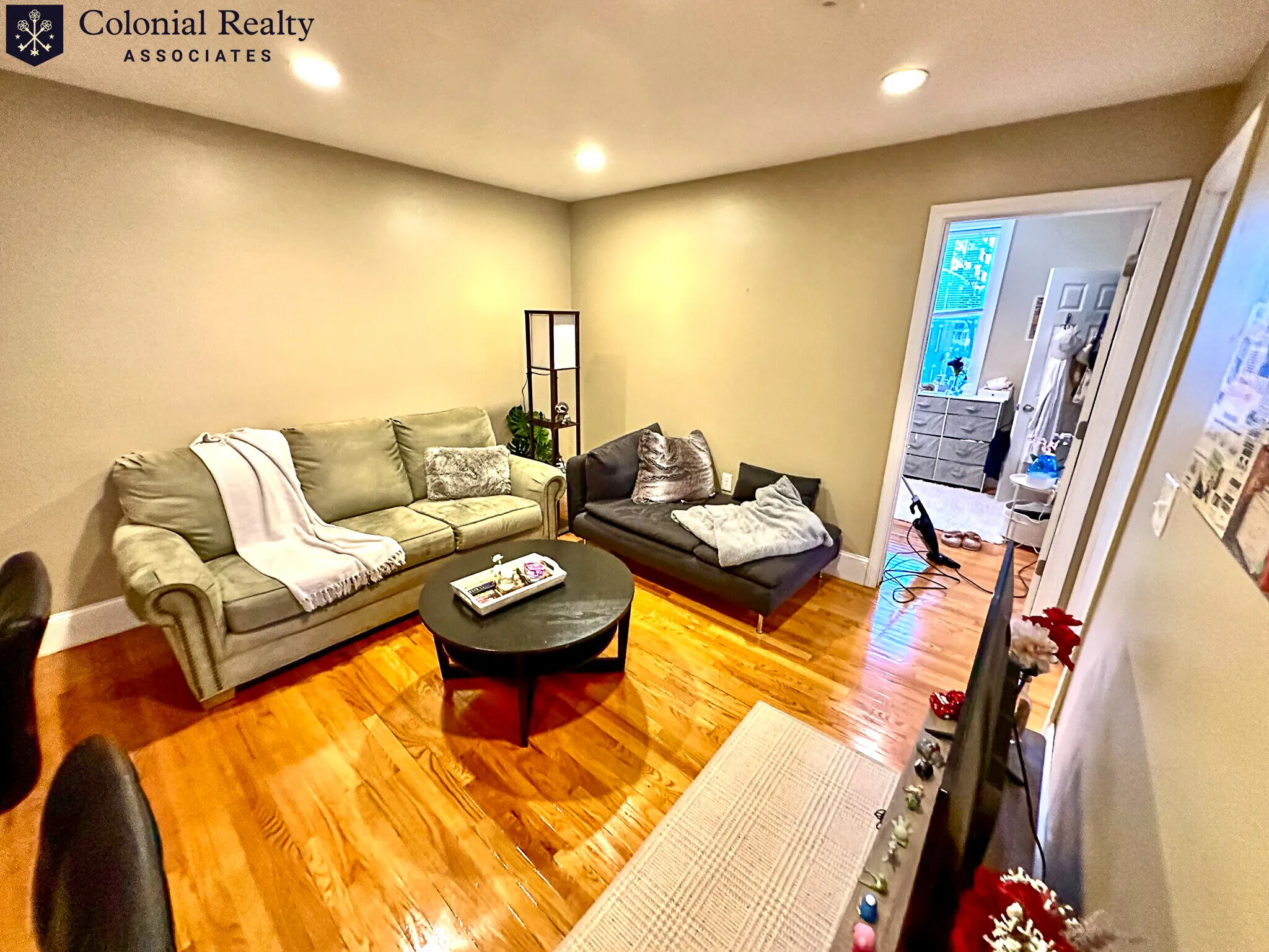 3 bed, 1 bath apartment for rent at 76 Egmont St Unit 4, North Brookline — photo 6 of 30