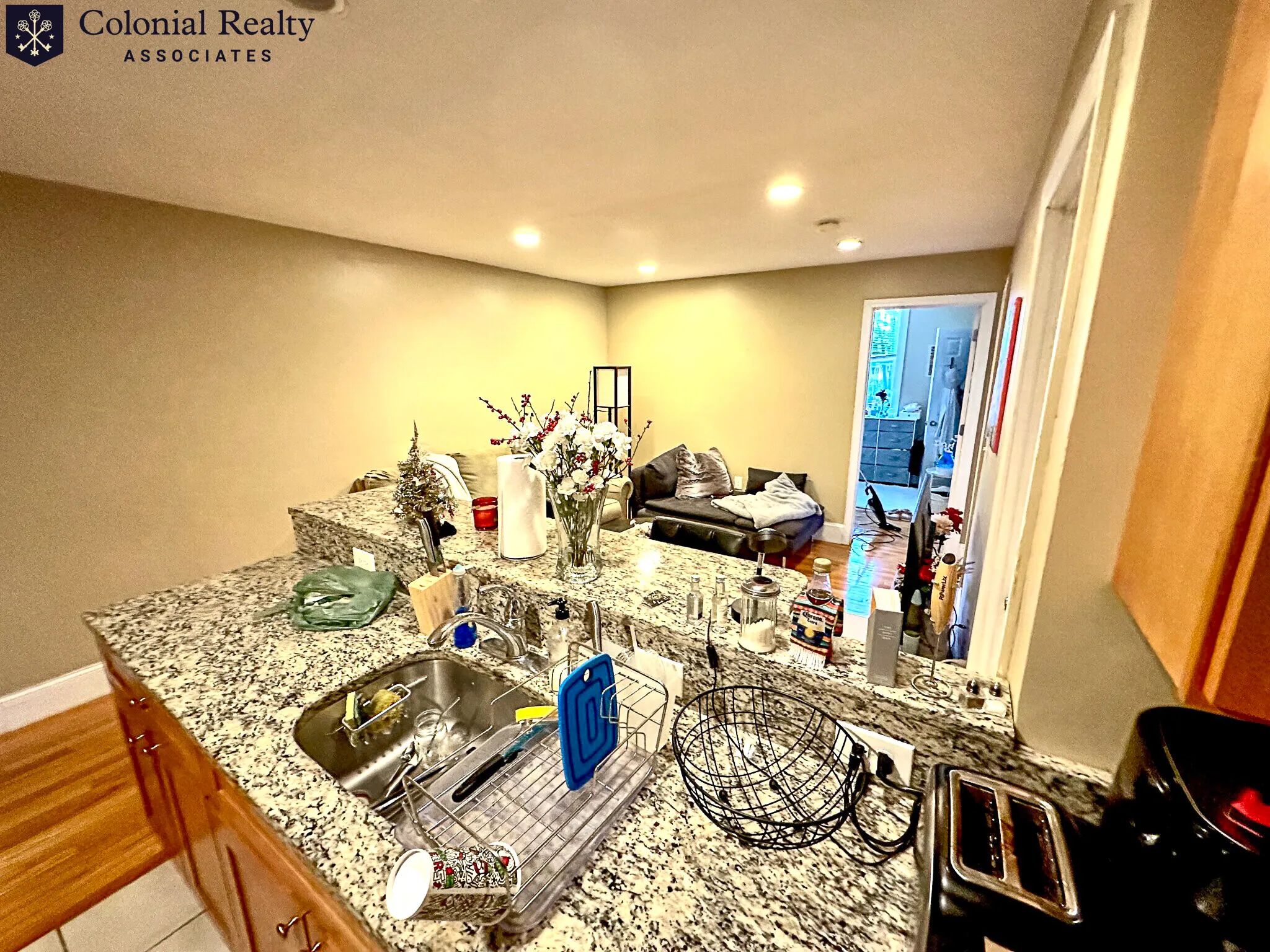 3 bed, 1 bath apartment for rent at 76 Egmont St Unit 4, North Brookline — photo 4 of 30