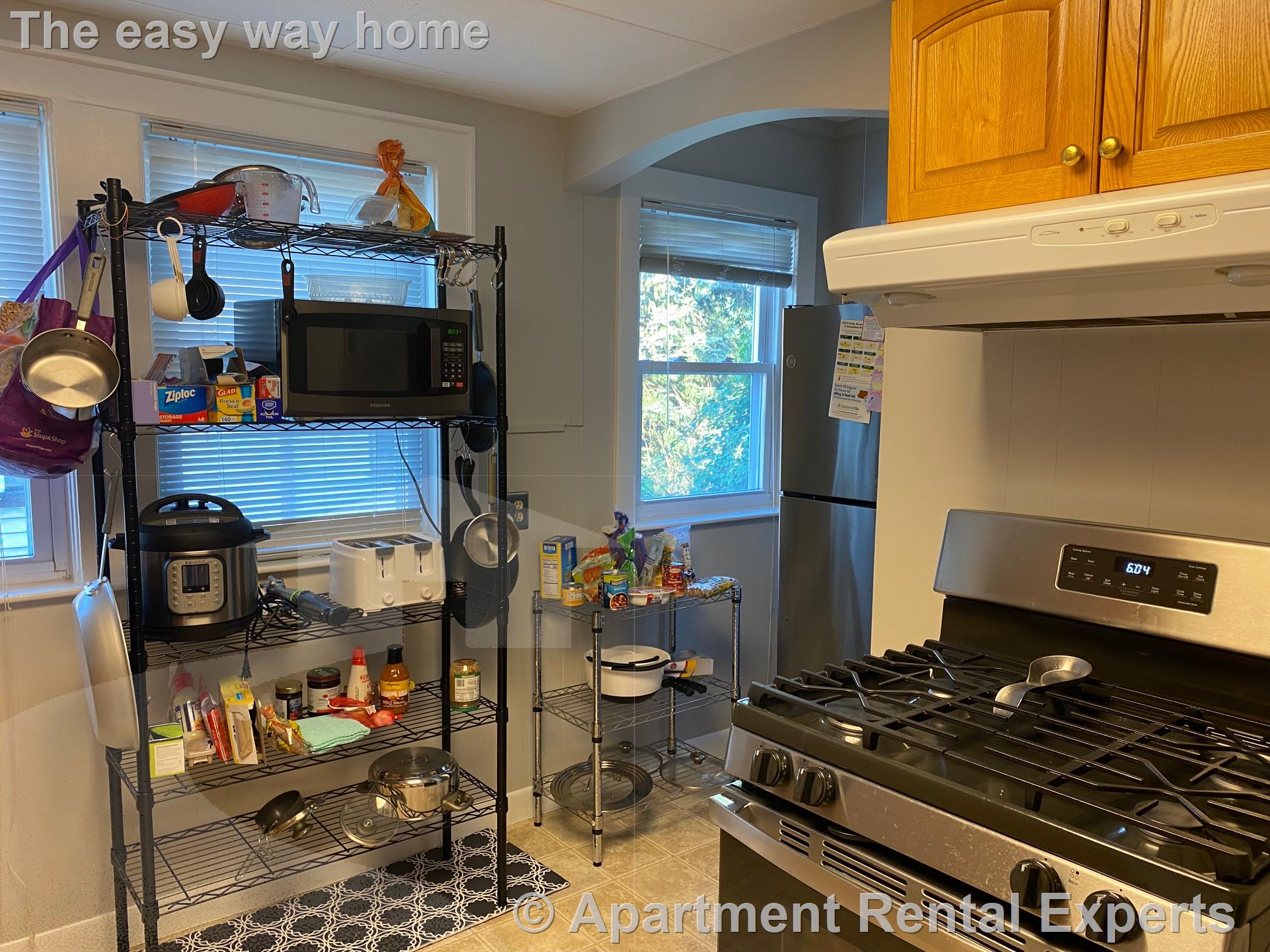2 bed, 1 bath apartment for rent at 76 Endicott Ave Unit 2, Teele Square — photo 9 of 17