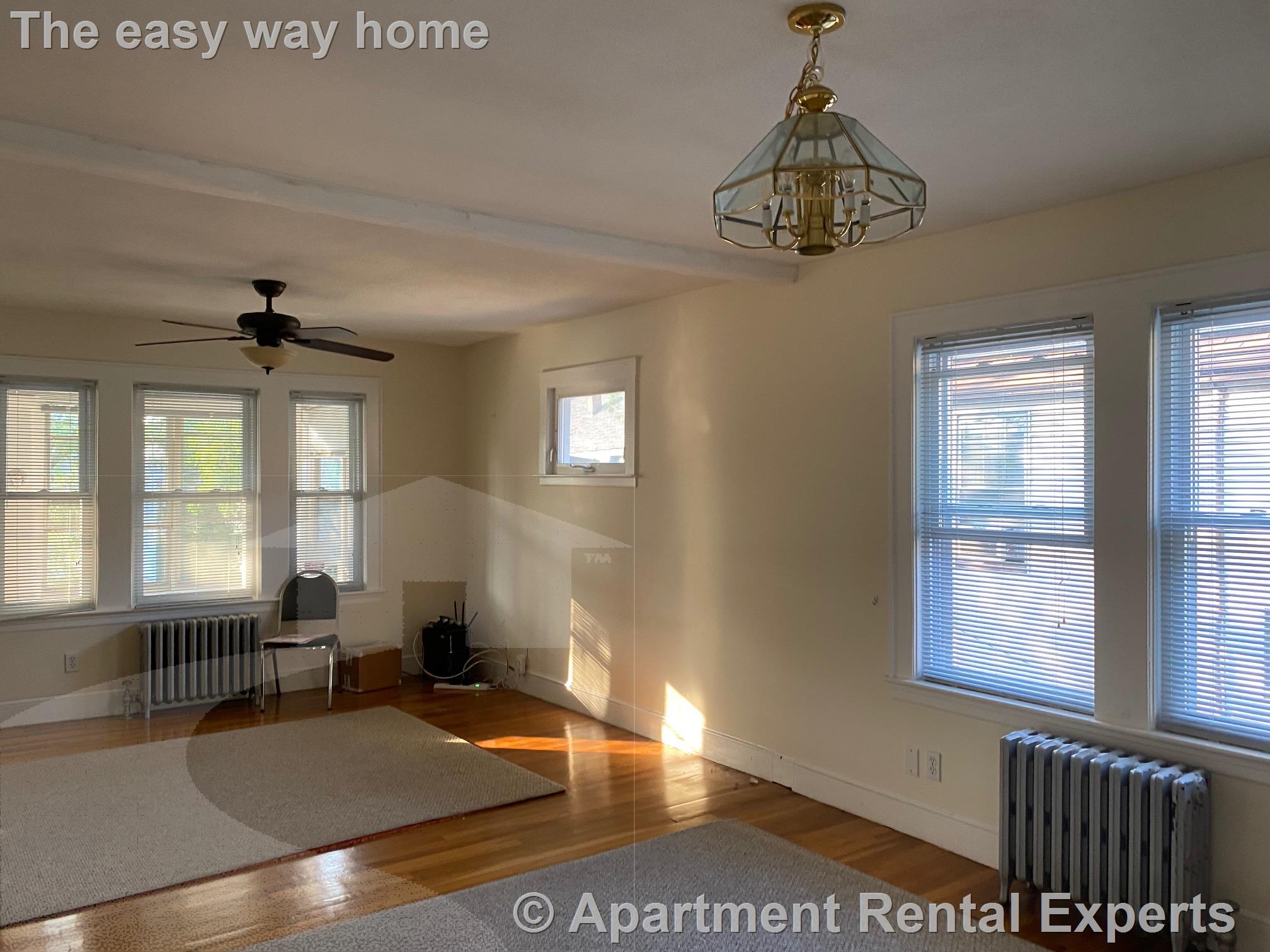 2 bed, 1 bath apartment for rent at 76 Endicott Ave Unit 2, Teele Square — photo 4 of 17