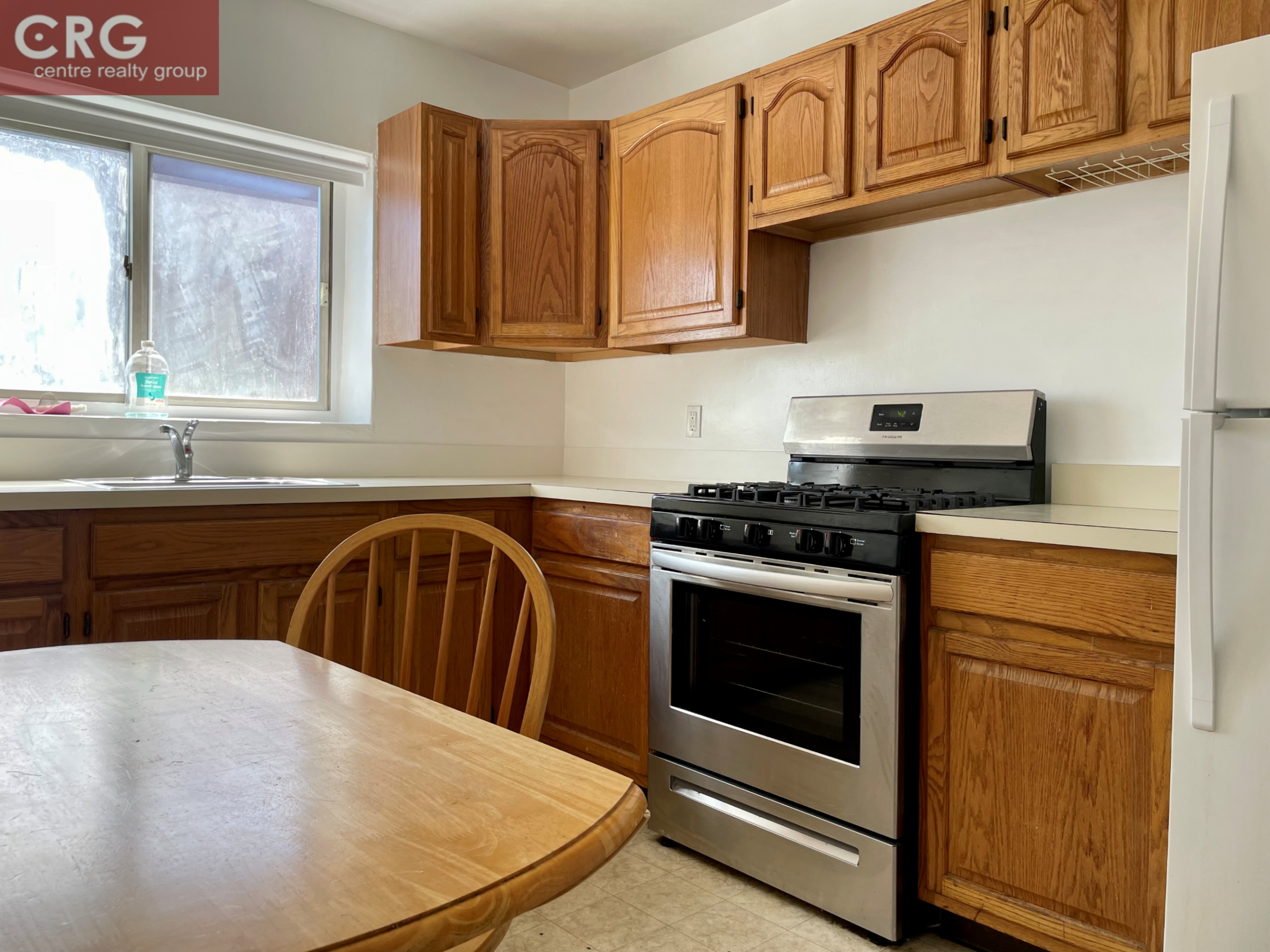 Studio bed, 1 bath apartment for rent at 76 Euston Rd Unit 1, Brighton — photo 3 of 14