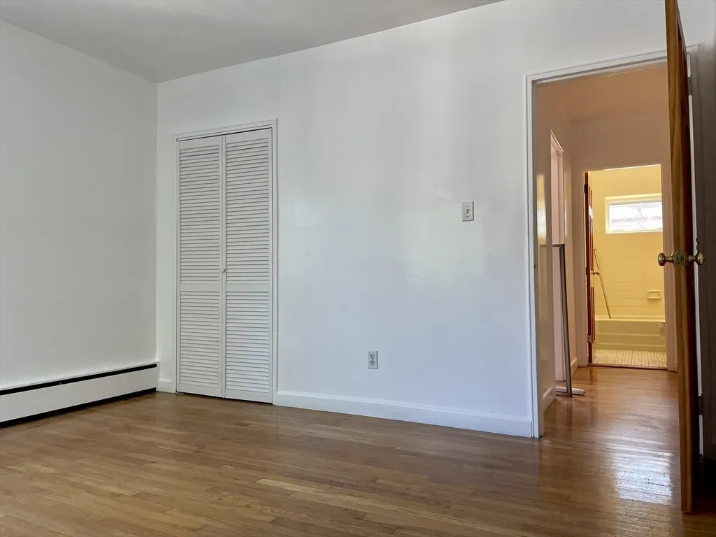 2 bed, 1 bath apartment for rent at 76 Euston Rd Unit 8, Brighton — photo 12 of 14