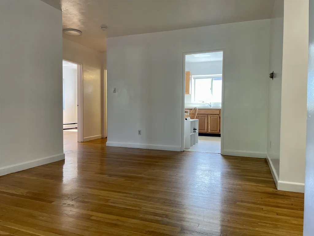 2 bed, 1 bath apartment for rent at 76 Euston Rd Unit 8, Brighton — photo 6 of 14