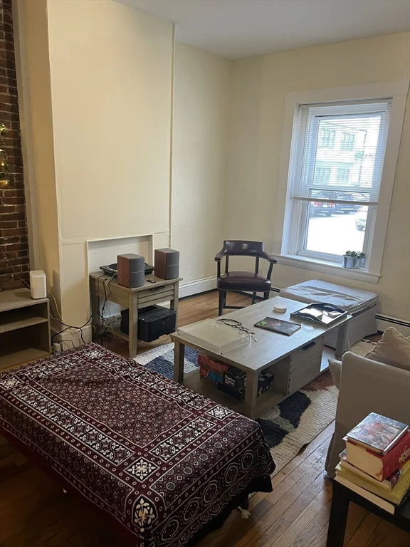 2 bed, 1 bath apartment for rent at 76 Fairmont Unit 1, Cambridgeport — photo 7 of 14
