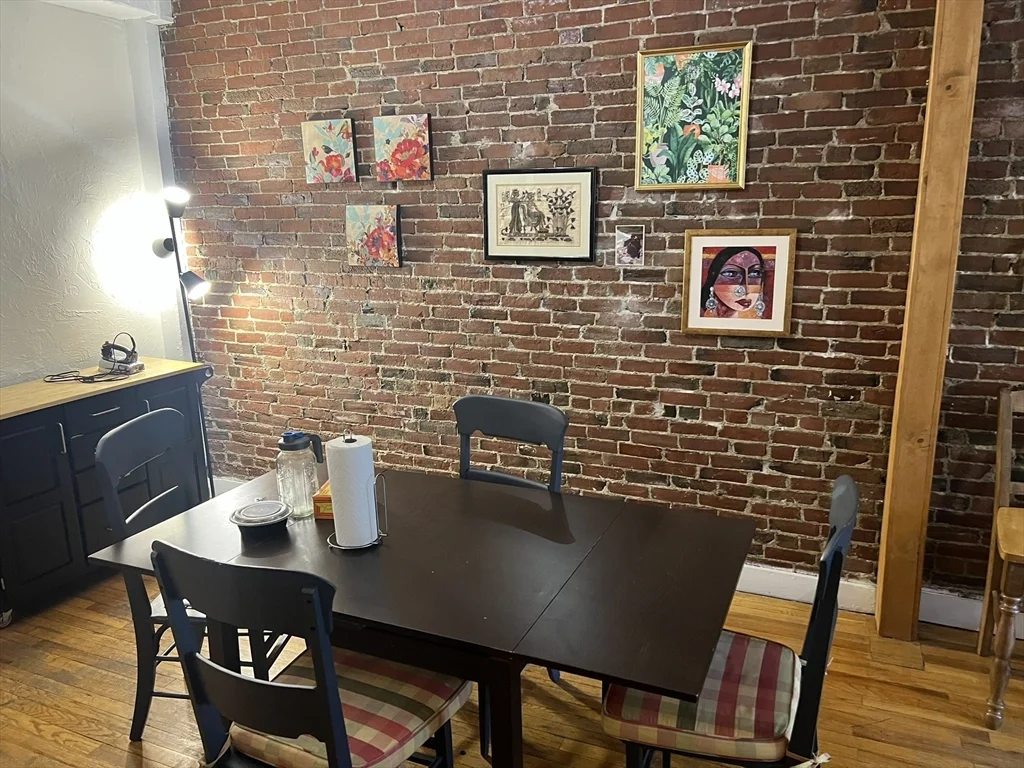 2 bed, 1 bath apartment for rent at 76 Fairmont Unit 1, Cambridgeport — photo 9 of 14