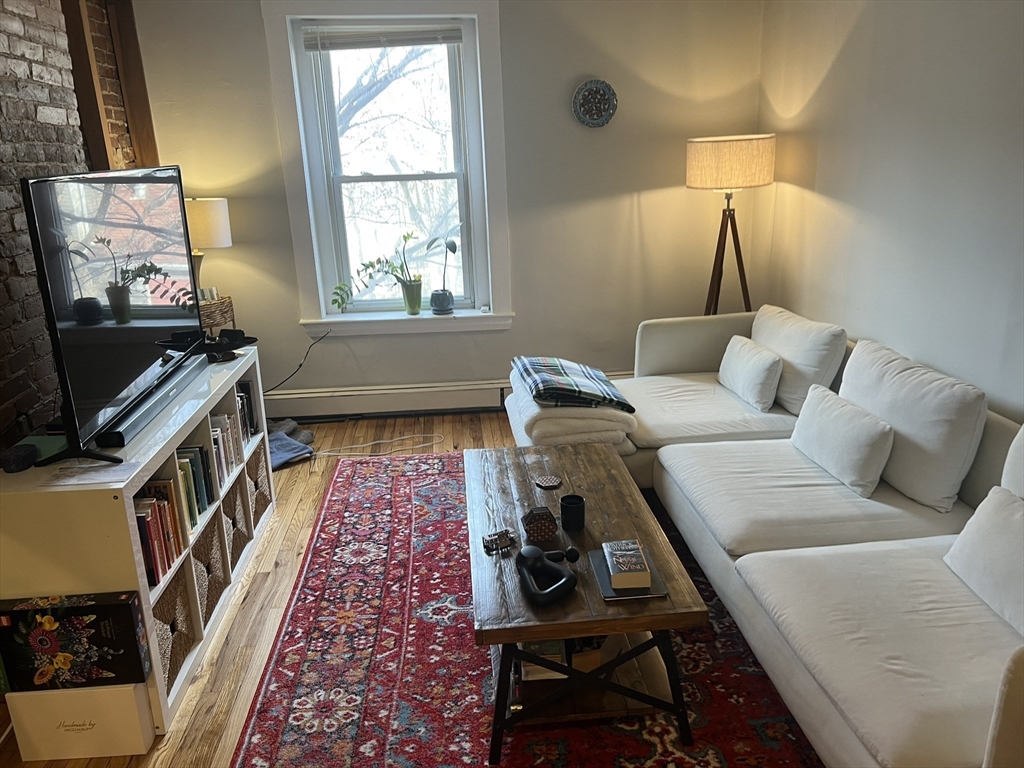 2 bed, 1 bath apartment for rent at 76 Fairmont Unit 2, Cambridgeport — photo 1 of 13