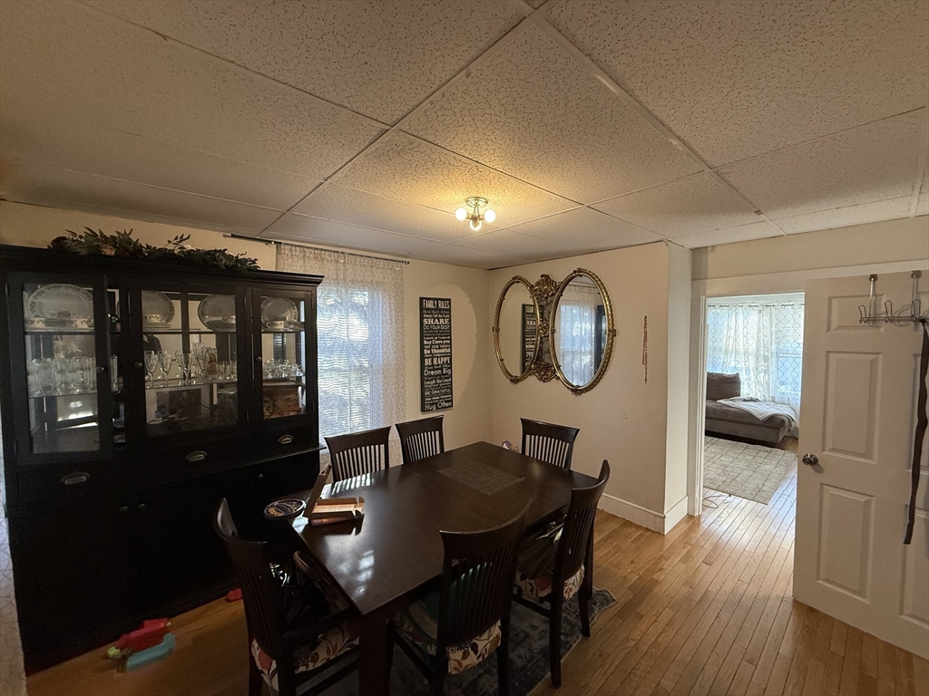 3 bed, 1 bath apartment for rent at 76 Fowle St Unit 1, Woburn — photo 5 of 23