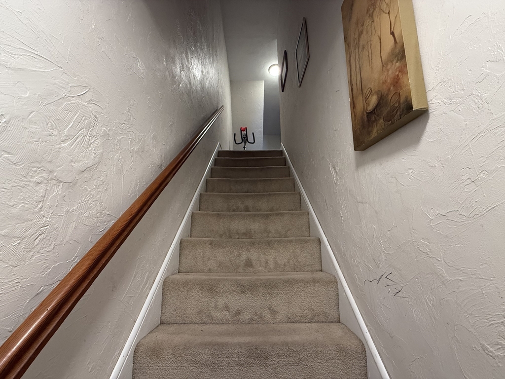 3 bed, 1 bath apartment for rent at 76 Fowle St Unit 1, Woburn — photo 18 of 23