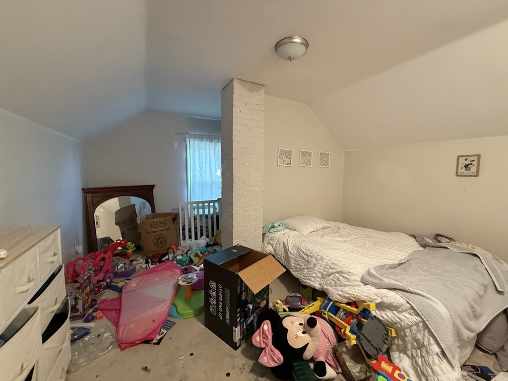 3 bed, 1 bath apartment for rent at 76 Fowle St Unit 1, Woburn — photo 16 of 23