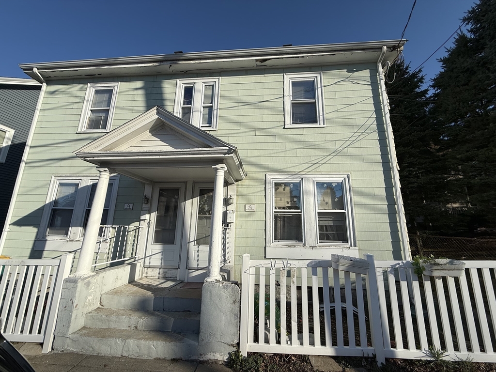 3 bed, 1 bath apartment for rent at 76 Fowle St Unit 1, Woburn — photo 1 of 23
