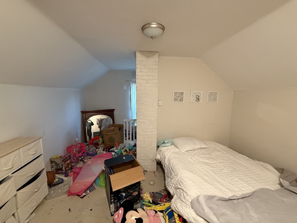 3 bed, 1 bath apartment for rent at 76 Fowle St Unit 1, Woburn — photo 17 of 23