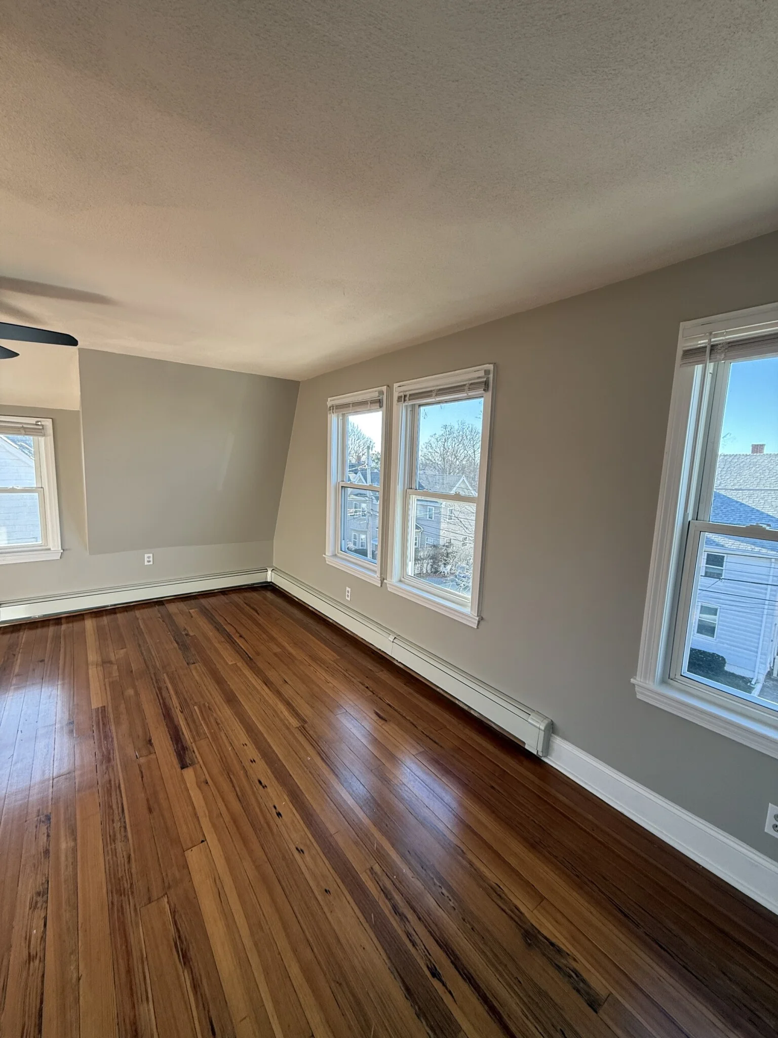 2 bed, 1 bath apartment for rent at 76 Fremont St Unit 3, Winthrop — photo 5 of 7