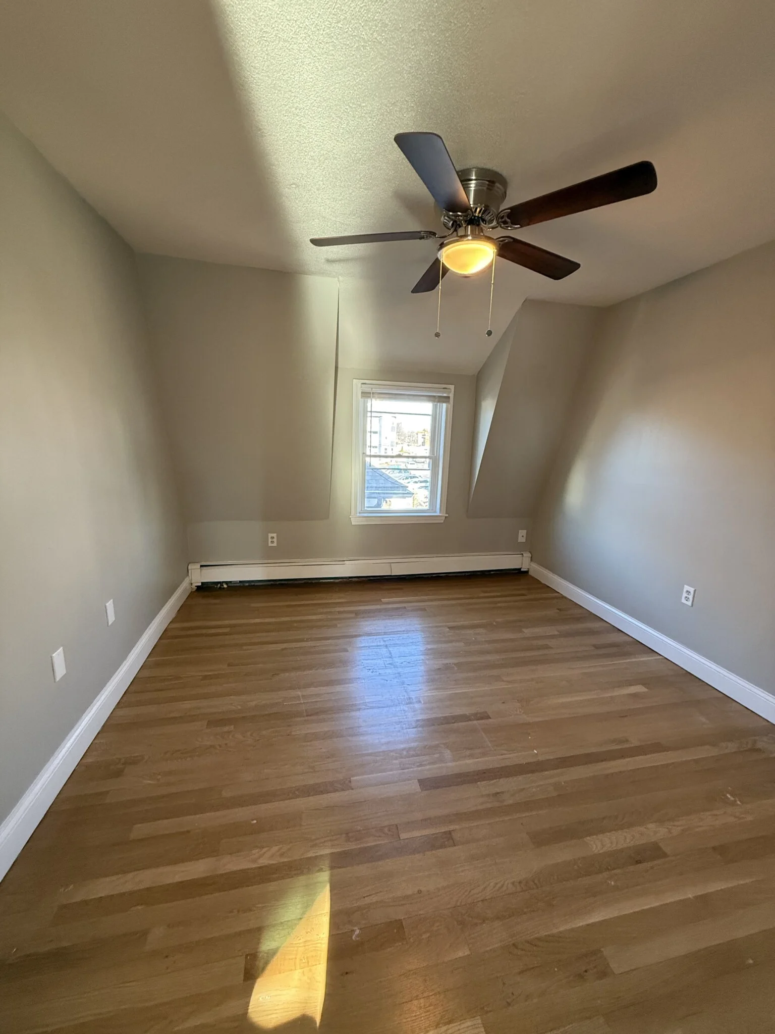 2 bed, 1 bath apartment for rent at 76 Fremont St Unit 3, Winthrop — photo 6 of 7