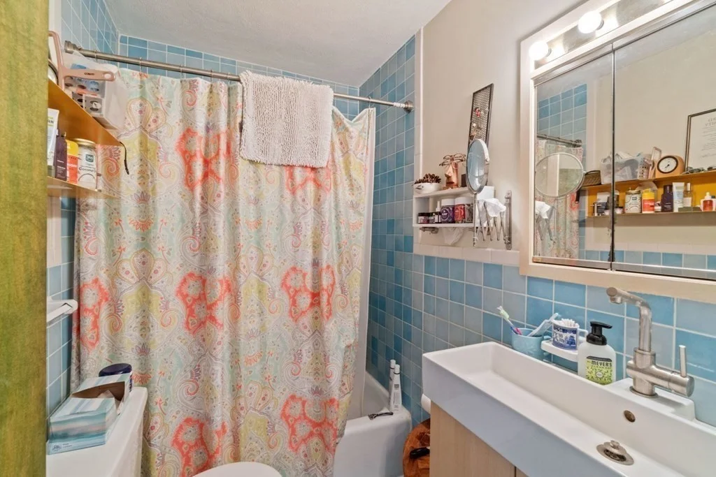2 bed, 1 bath apartment for rent at 76 Garfield St Unit 9, Baldwin — photo 5 of 19