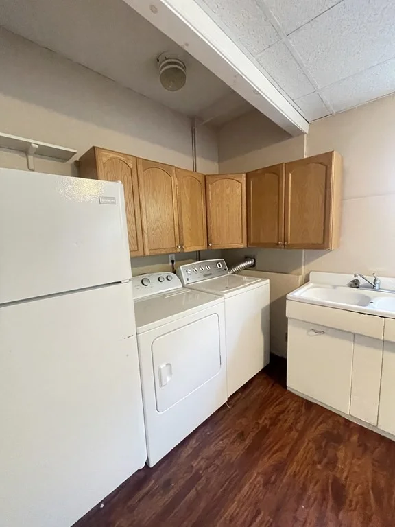 4 bed, 1 bath apartment for rent at 76 Gates Unit 3, Boston — photo 2 of 11