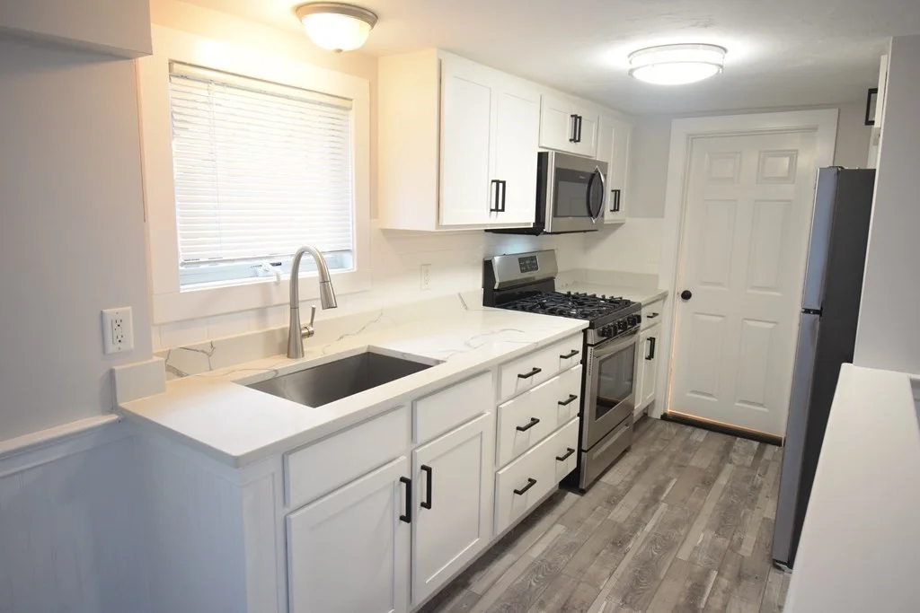 1 bed, 1 bath apartment for rent at 76 Glades Rd Unit 1, Minot — photo 1 of 11