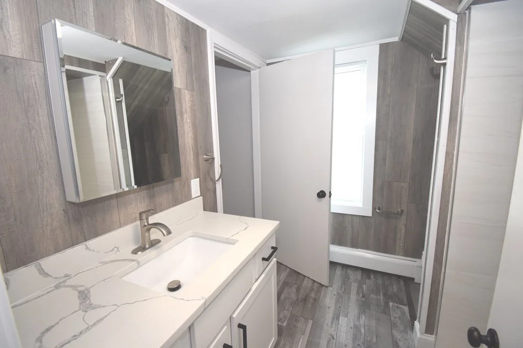 2 bed, 1 bath apartment for rent at 76 Glades Rd Unit 2, Minot — photo 16 of 17