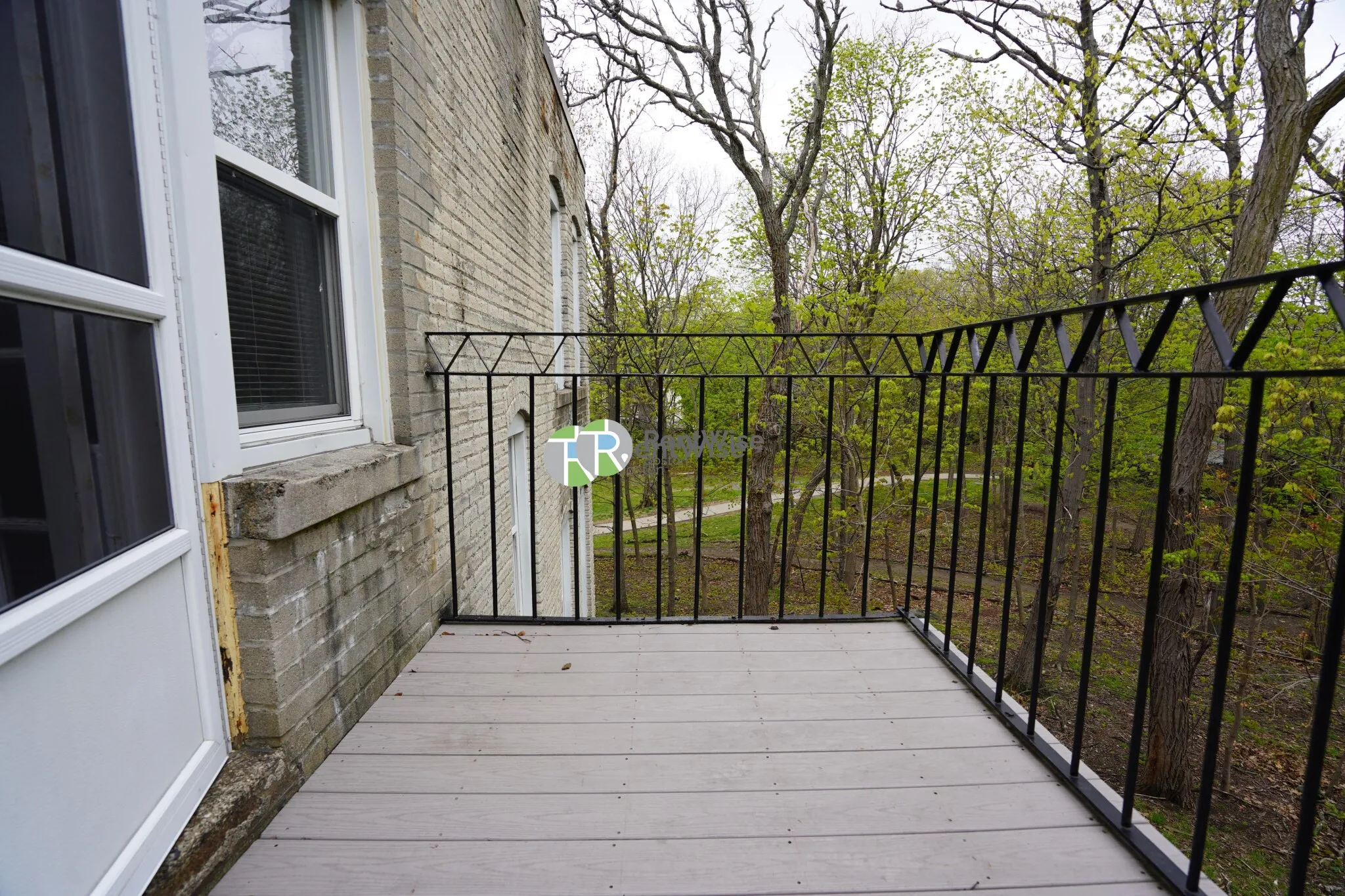 Studio bed, 1 bath apartment for rent at 76 Gordon St Unit 15, Brighton — photo 4 of 18