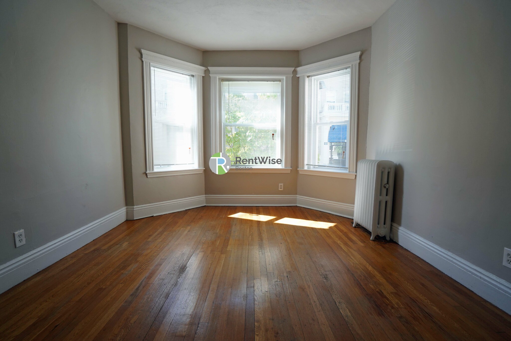 1 bed, 1 bath apartment for rent at 76 Gordon St Unit 5, Brighton