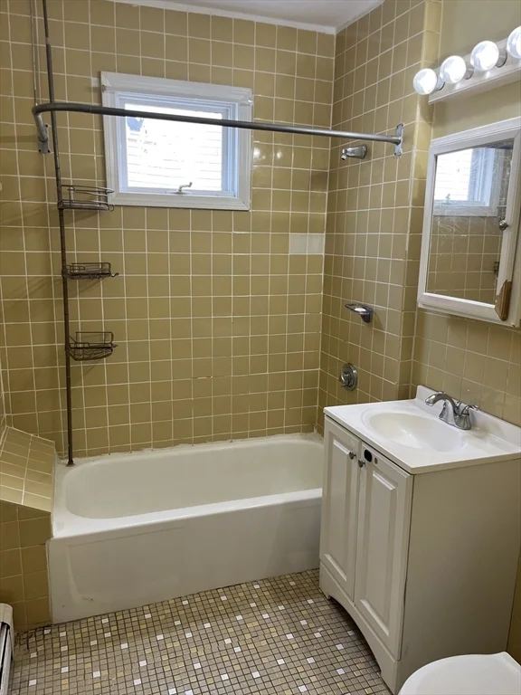2 bed, 1 bath apartment for rent at 76 Grafton Unit 1, East Arlington — photo 9 of 16
