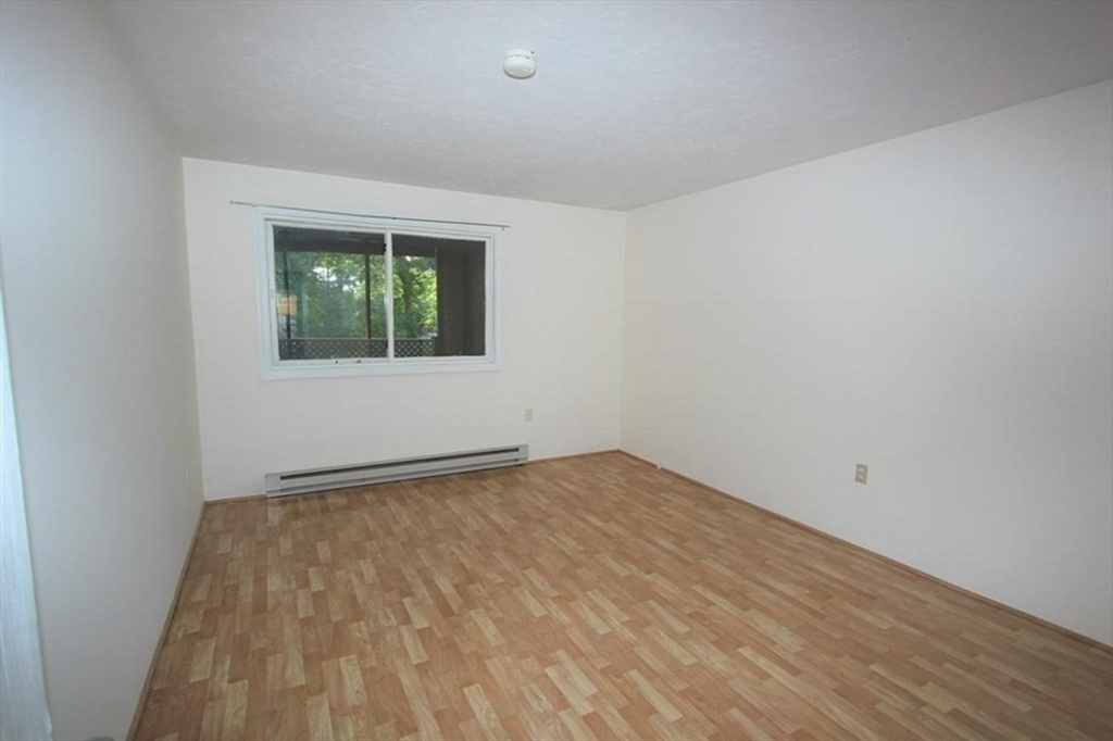 2 bed, 1 bath apartment for rent at 76 Highwood Dr Unit 1, Franklin — photo 11 of 19