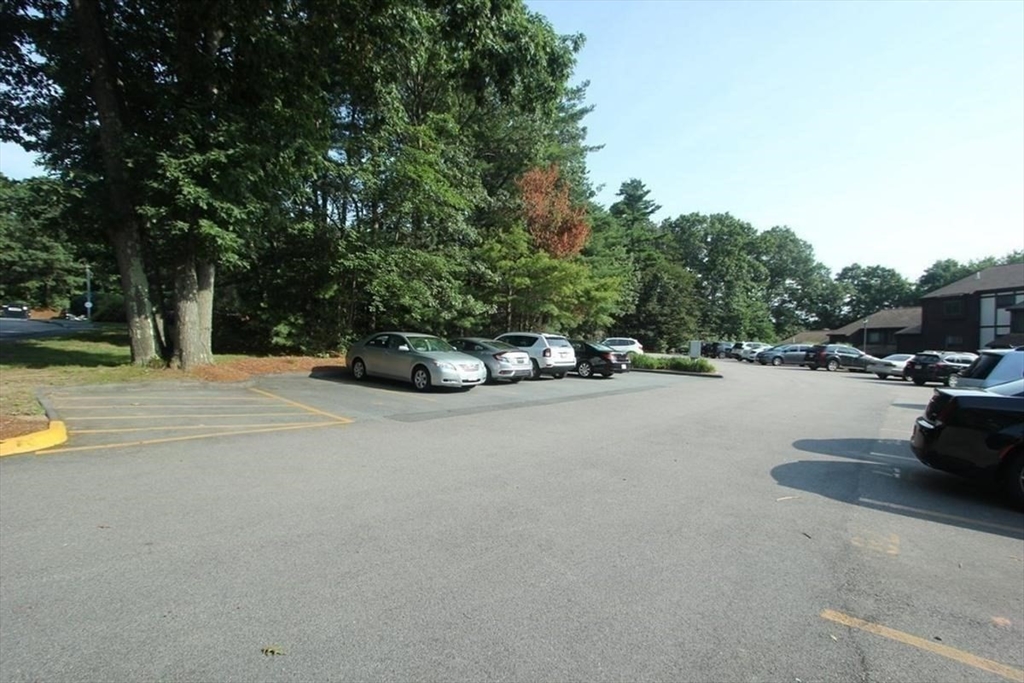 2 bed, 1 bath apartment for rent at 76 Highwood Dr Unit 1, Franklin — photo 19 of 19