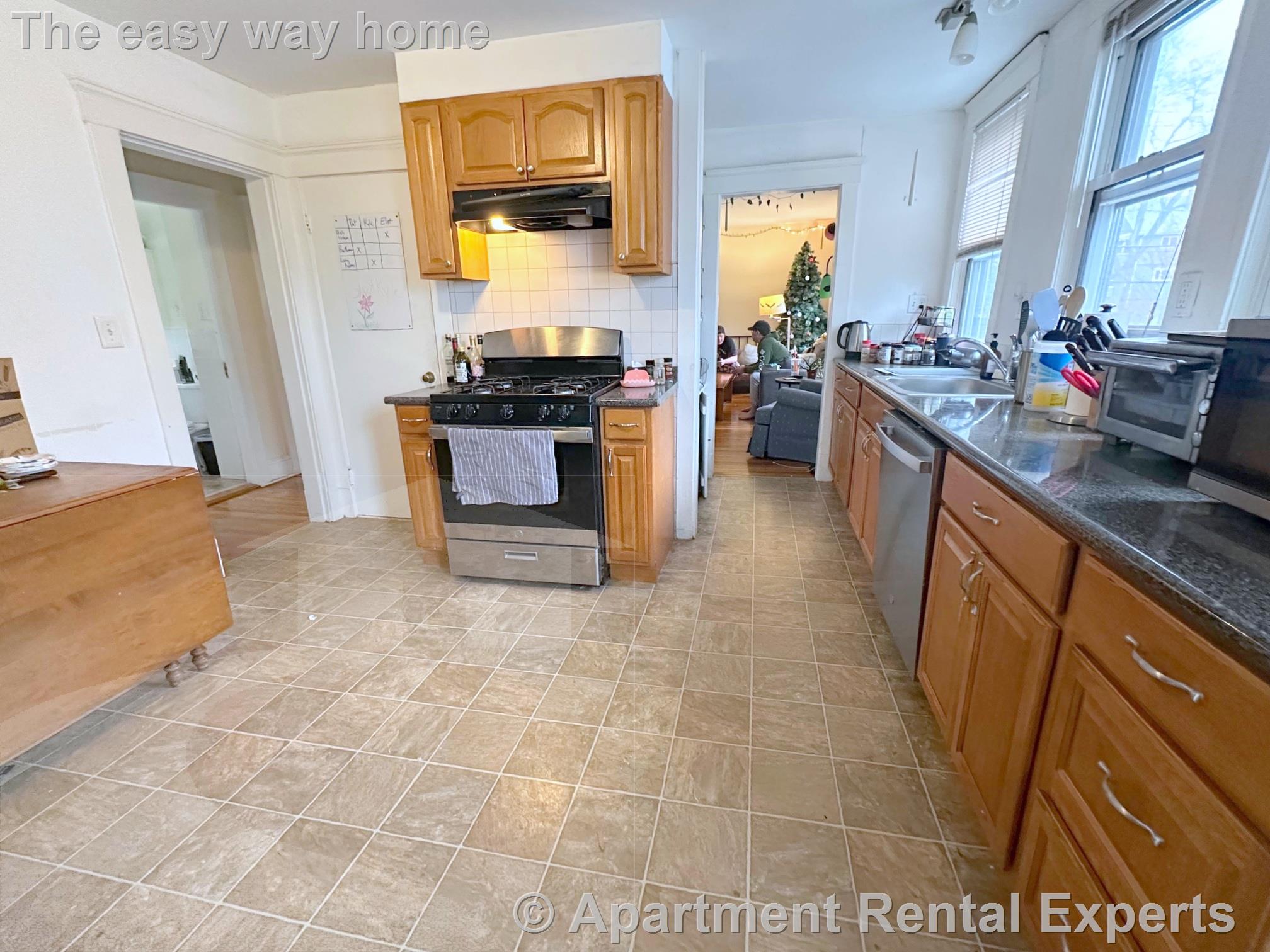 4 bed, 2 bath apartment for rent at 76 Hooker Ave Unit 2, Teele Square — photo 1 of 19