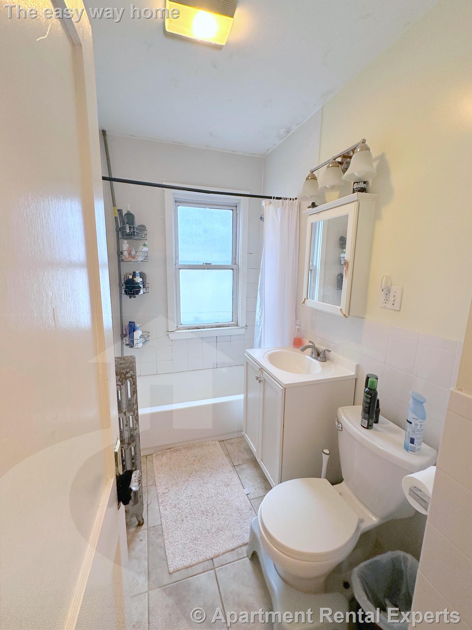 4 bed, 2 bath apartment for rent at 76 Hooker Ave Unit 2, Teele Square — photo 6 of 19
