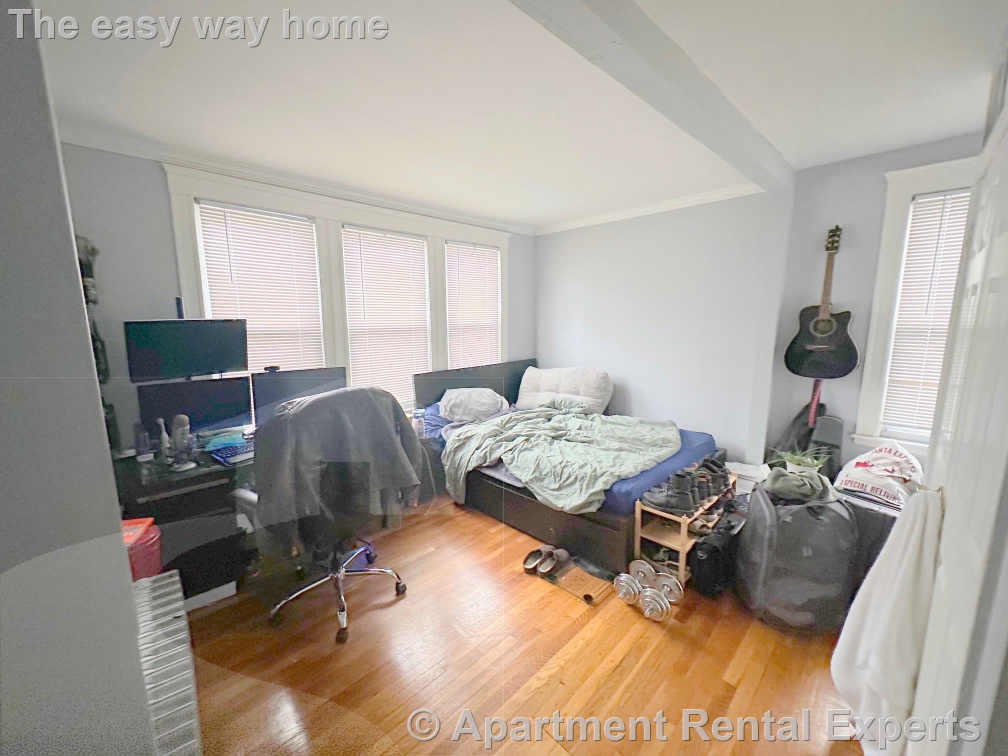 4 bed, 2 bath apartment for rent at 76 Hooker Ave Unit 2, Teele Square — photo 10 of 19