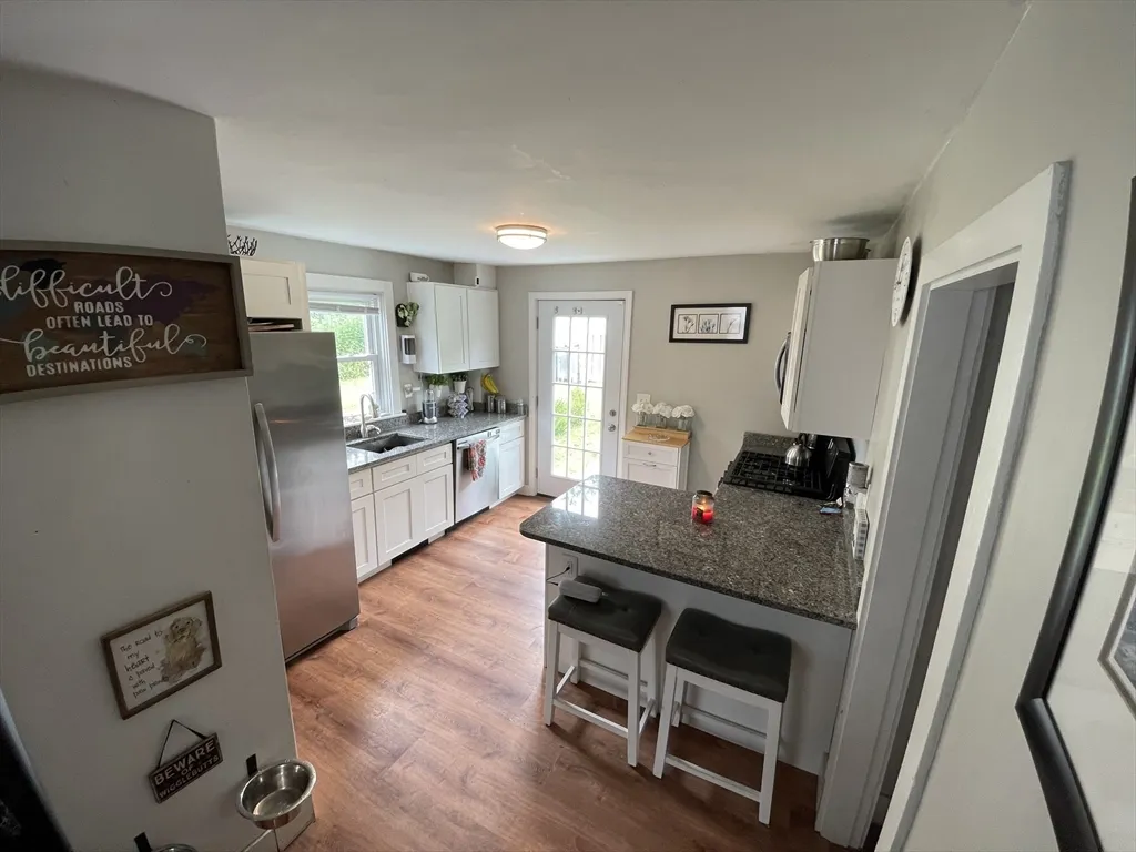 2 bed, 1 bath apartment for rent at 76 Houlton Unit 1, Swansea — photo 1 of 11