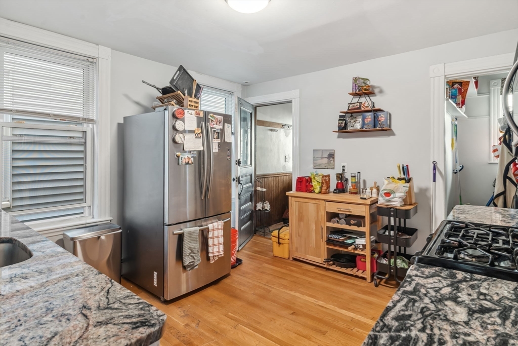 3 bed, 1 bath apartment for rent at 76 Marine Rd Unit 2, South Boston — photo 8 of 16