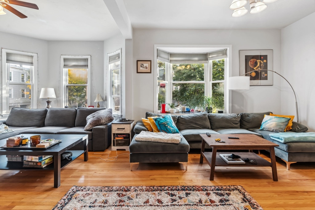 3 bed, 1 bath apartment for rent at 76 Marine Rd Unit 2, South Boston — photo 3 of 16